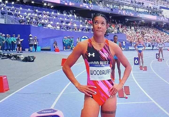 Gianna Woodruff, la panameña compite en los 400 metros con vallas