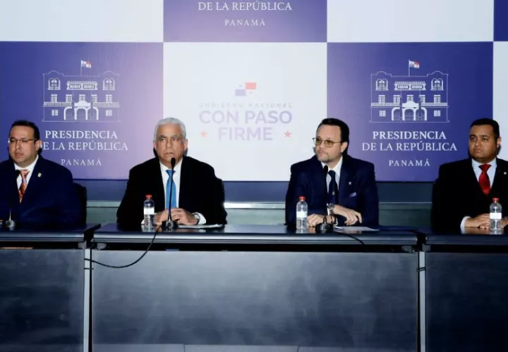 Después del Consejo de Gabinete se realizó una conferencia de prensa. Foto: Víctor Arosemena