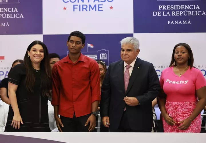  La ministra se refirió a la importancia de formalizar el empleo. Foto/cortesía