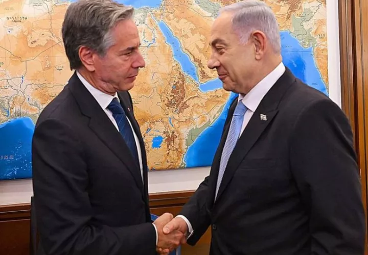El primer ministro israelí, Benjamín Netanyahu, y del secretario de Estado estadounidense, Antony Blinken. Foto: EFE