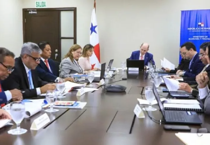 En la última semana de julio, el Ministerio de Economía y Finanzas concluyó las vistas presupuestarias y se encuentra analizando los números de las entidades públicas.  Cortesía MEF