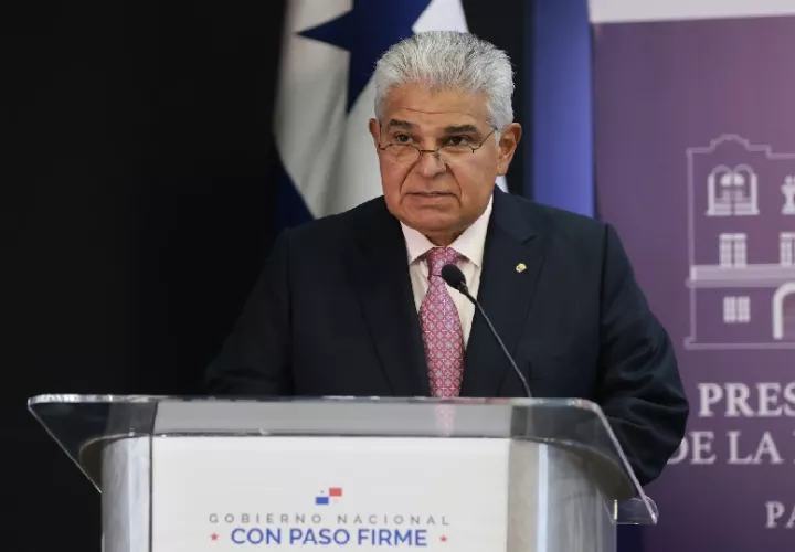 El presidente José Raul Mulino  dijo que no tolerará actos de corrupción dentro del Cuerpo de Bomberos. Foto. Presidencia