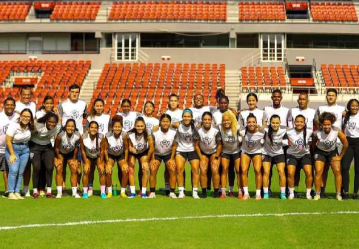 El Santa Fé panameño recibe a su similar  San Diego Wave de los Estados Unidos en el Rommel Fernández. Foto:@Sfc.pa