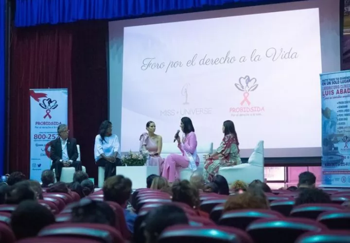 Sheynnis Palacios en el 'Foro por el derecho a la vida'. Foto: Instagram / @senoritapanamaoficial