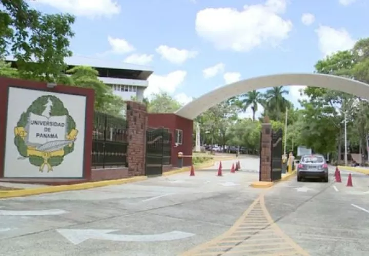 Universidad de Panamá. Archivo