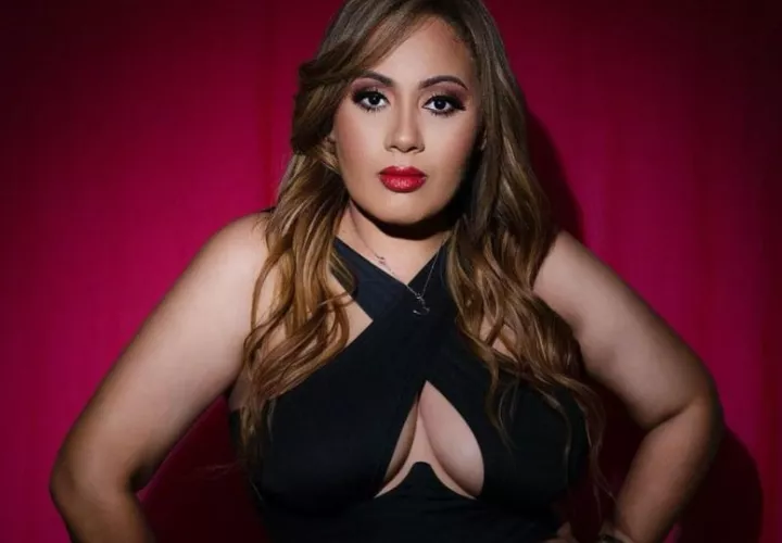 Yaritzel Vélez. Foto: Instagram /  @crysbelmancilla_fotografia