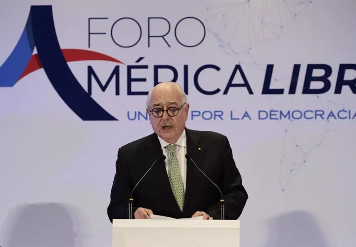 El expresidente colombiano Andrés Pastrana en una foto de archivo de 2023. EFE/José Méndez