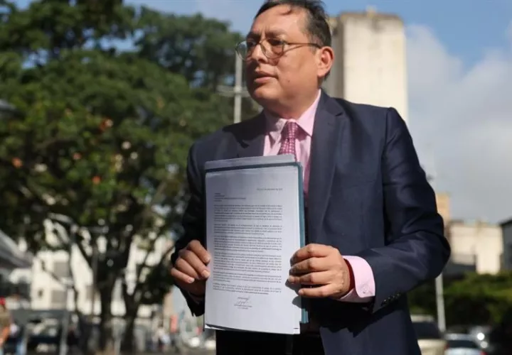  José Vicente Haro, abogado del opositor de la Plataforma Unitaria Democrática (PUD) Edmundo González. Foto: EFE