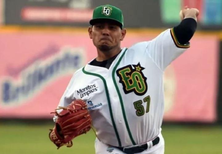 El panameño Andy Otero, lanzador de las Estrellas Orientales. Foto: Instagram