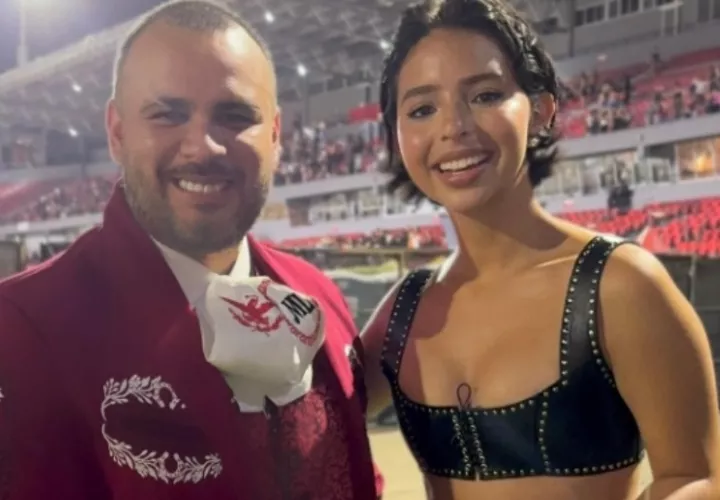 Alfonso López y Ángela Aguilar. Foto: Instagram