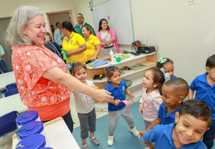 Se exonera o ajusta el pago de matrícula y mensualidades a aquellas familias según su situación económica. Foto: Cortesía