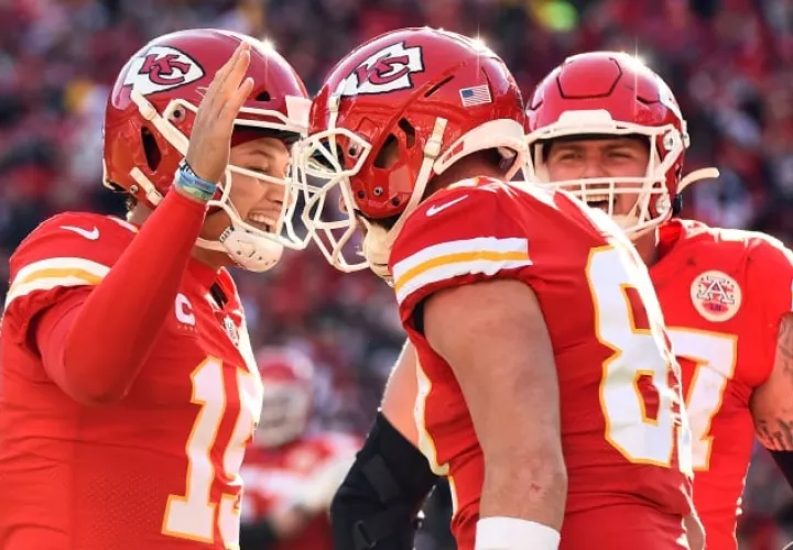 Los Chiefs son liderados por Patrick Mahomes (15) en la NFL.