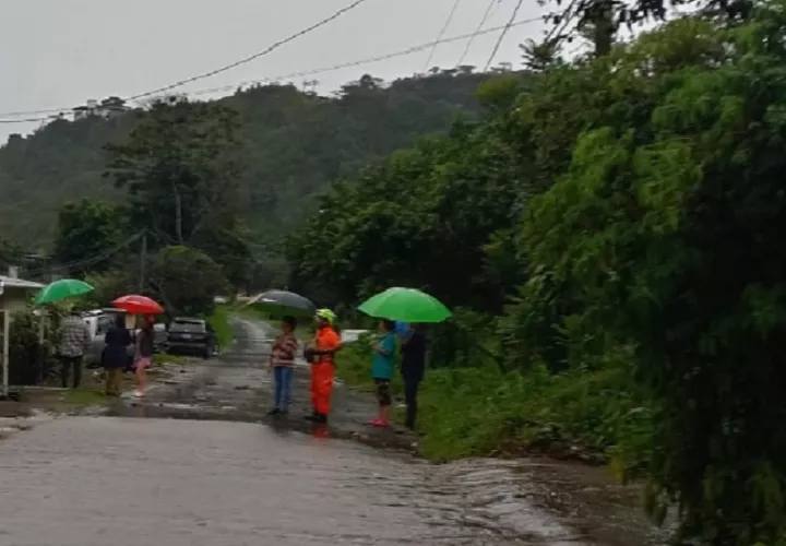 Realizan las evaluaciones de varias viviendas afectadas en Chiriquí. Foto. sinaproc
