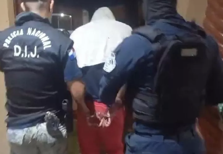 Tras intensas investigaciones, las autoridades lograron aprehender a un hombre en San Martín, quien está directamente vinculado al crimen. Foto. Proteger y Servir