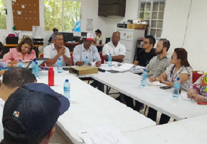La orden de proceder es para el  mejoramiento de la sala de urgencias y maternidad. Foto: Diomedes Sánchez  