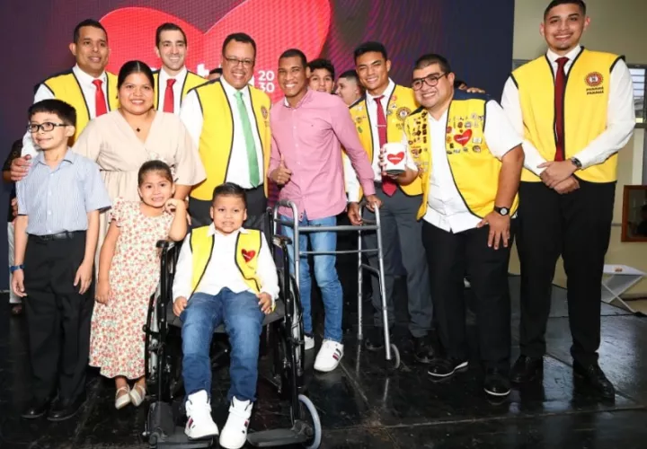 Durante el lanzamiento. Foto: Cortesía
