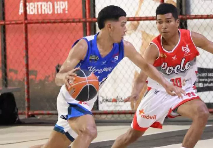 Veraguas y Coclé avanzaron a los cuartos de final. Foto: Fepaba