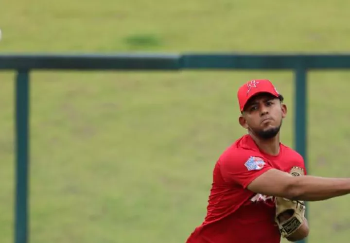 Abdiel Mendoza que  ha jugado en AAA y AA con Toronto, tuvo una marca de 9 ganados y 12 perdidos, en todo el año. Foto: Fedebeis