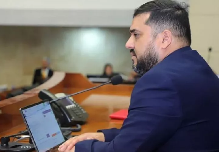 La Asamblea condena la proclamación de Maduro. Foto: Cortesía