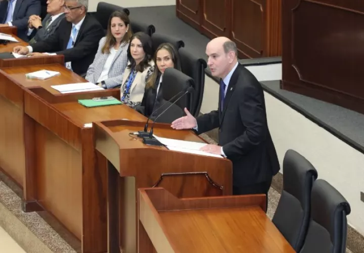 El ministro hizo énfasis en la necesidad de fortalecer la confianza. Cortesía.