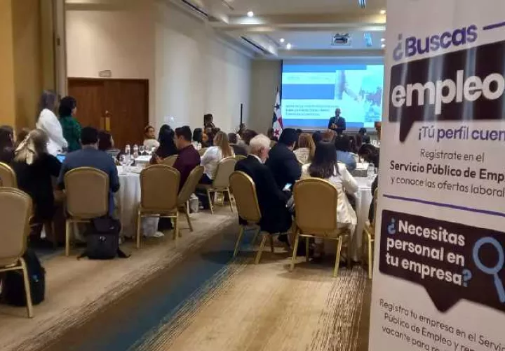 El Mitradel es el encargado de desarrollar programas para fomentar el empleo. Archivo