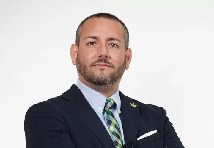 Goodwin Aldarondo recalcó que aunque las autoridades de salud indiquen que “mañana” inicia la industria del cannabis medicinal, les tomaría meses debido a todos los pasos que se tienen que dar para que todo funcione correctamente.. Fotos.. Cortesía