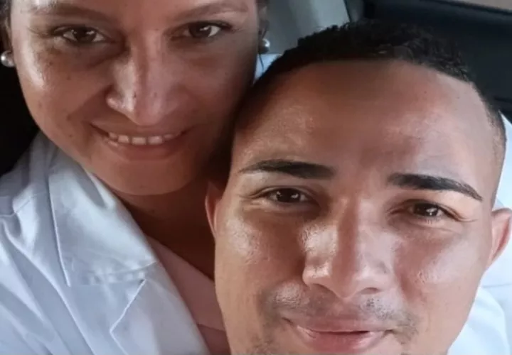 La pareja compartía en redes sociales su amor. 