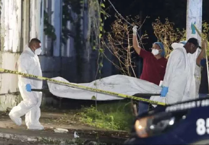 El cuerpo de Juan David fue abandonado en un edificio abandonado de Albrook. Foto: Crítica