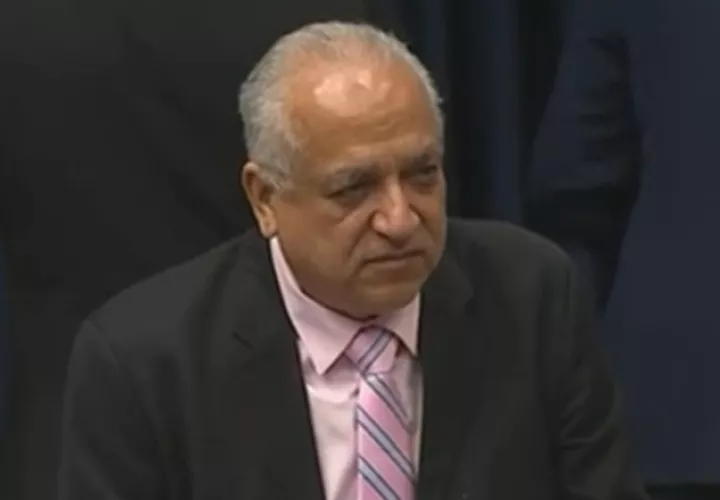 Luis Eduardo Camacho. 