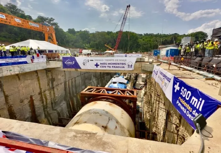 Vistas de la tuneladora Panamá el día que comenzó la construcción del túnel de la Línea 3.