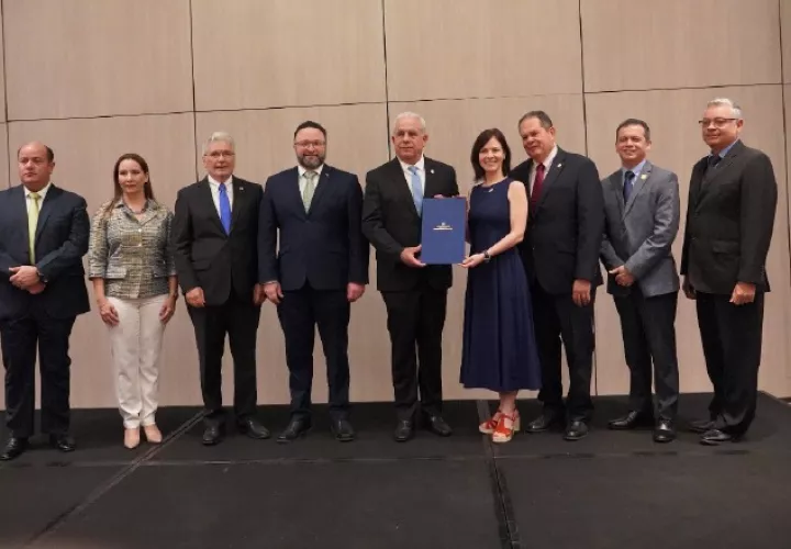 El Mida presentó nuevos productos tecnológicos. Foto cortesía