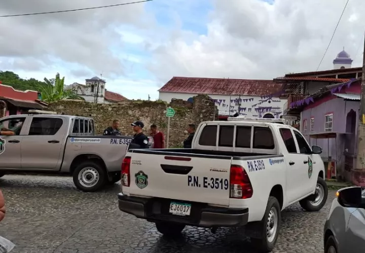 La Policía Nacional, SENAN, Bomberos, Cruz Roja, Migración AMP, ATTT, MINSA y Alcaldía de Portobelo, participarán del operativo. Foto: Diomedes Sánchez 