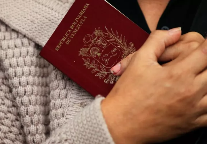 Los pasaportes estarán vigentes por un periodo de seis meses. Foto: EFE