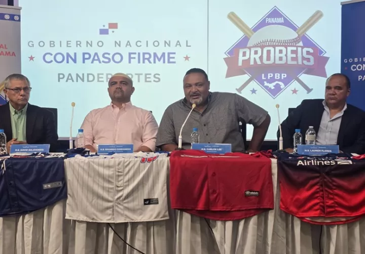 El exgrandes ligas, Carlos Lee, presidente de Probeis dio detalles del nuevo campeonato. Foto: Probeis