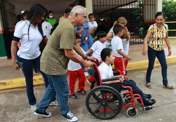 Había niños en sillas de rueda, lo que añade un riesgo adicional a la hora de una evacuación real. Foto: Thays Domínguez