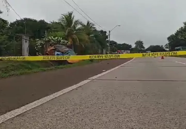 El Ministerio Público y la Policía Nacional han iniciado las investigaciones de este lamentable accidente. Foto. Melquíades Vásquez