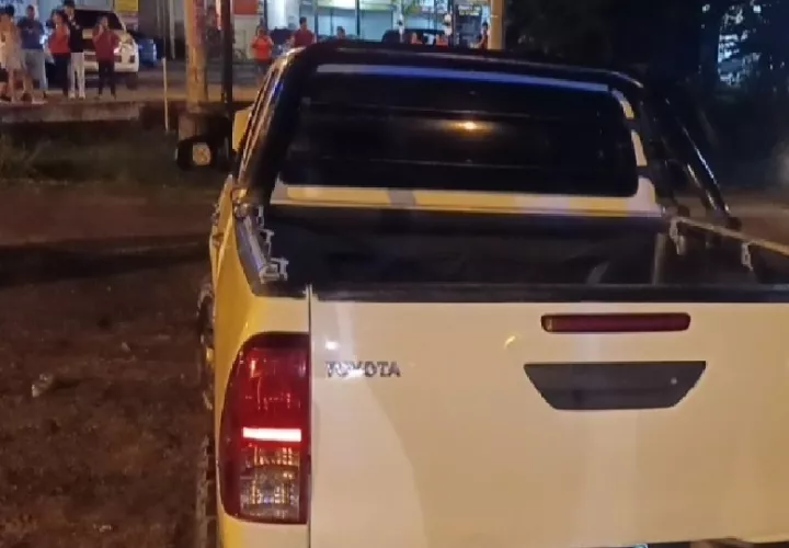 Algunos testigos precisaron que el conductor manejaba a toda velocidad sin importarle con la vida de nadie según testigos y los afectados. Foto. Melquíades Vásquez