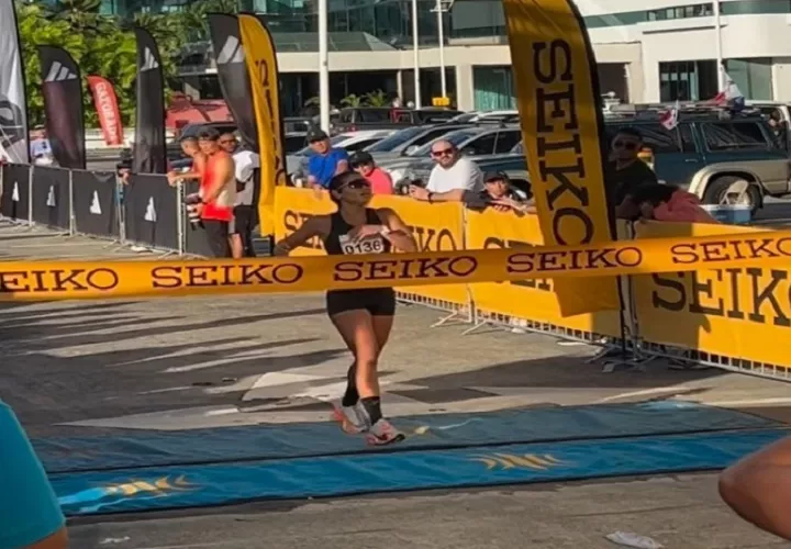 La venezolana Egris Agrias, ganó en la rama femenina en la Maratón Internacional de Panamá. 