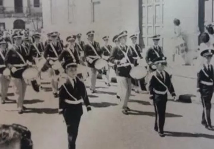 Banda de guerra del Colegio De La Salle. Foto: Cortesía