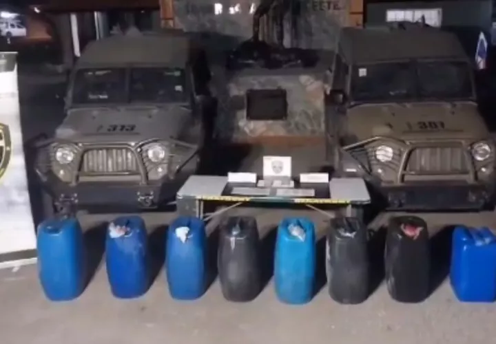 Los tanques contenían cocaína líquida. 