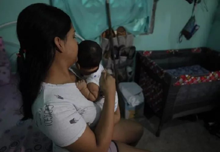 Panamá tiene un  alto índice de embarazo adolescente a nivel regional. Foto: EFE/Carlos Lemos 