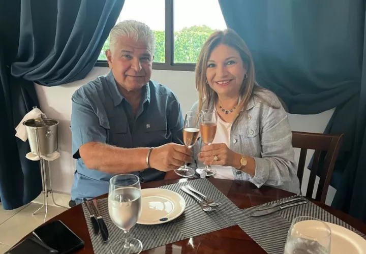 José Raúl Mulino y Maricel de Mulino. Foto: Instagram / @mulinomaricel