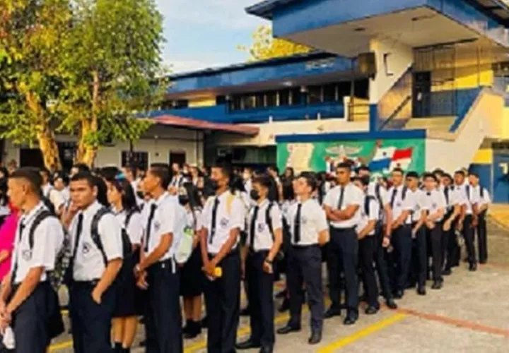 Ante  las fuertes lluvias y la saturación de los suelos en diversas áreas vulnerables, el Centro de Operaciones de Emergencias del Sinaproc se mantiene en monitoreo y vigilancia.