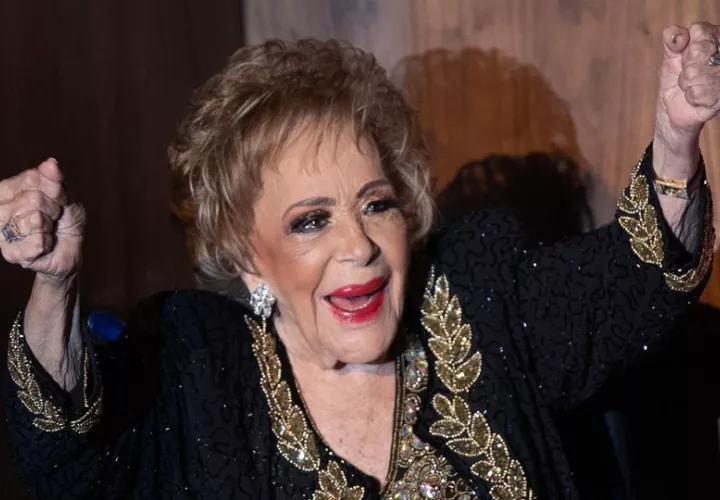 México llora la partida de Silvia Pinal. Foto: EFE