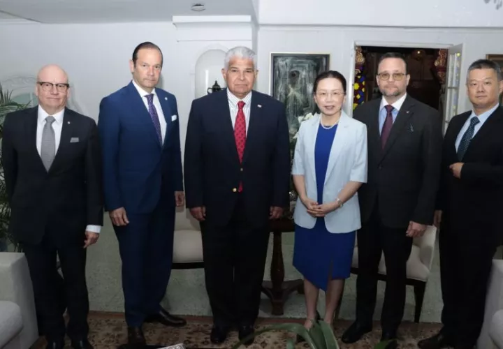 La reunión se llevó a cabo en la  Presidencia de la República. Foto: Cortesía