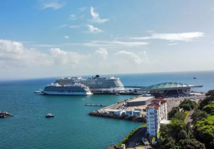 Terminal de cruceros de Amador.
