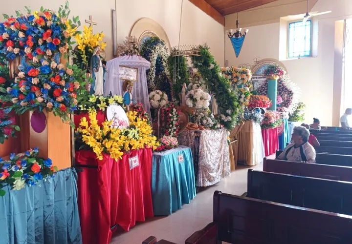Esta actividad religiosa cumple 75 años y empezó con los evangelizadores paulinos e elizabetinos. Foto: Melquiades Vásquez.
