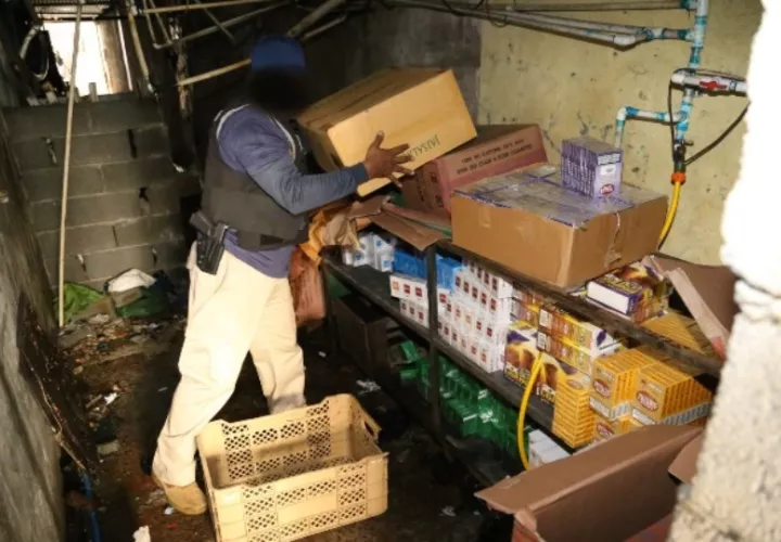 Panamá pierde anualmente más de 100 millones de dólares en recaudación fiscal, debido al comercio ilícito. Foto: Cortesía