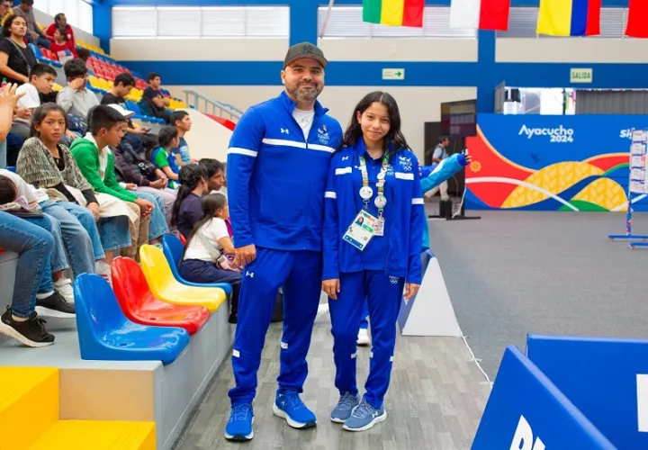 Ashley Alexandra Castillo (der.) ganó dos medallas de bronce. Foto: COP