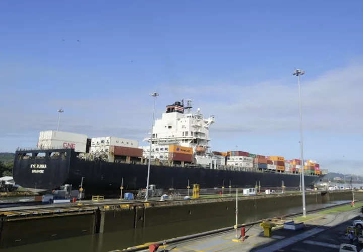 El Canal de Panamá tiene 25 años de estar en manos panameñas. Foto: EFE